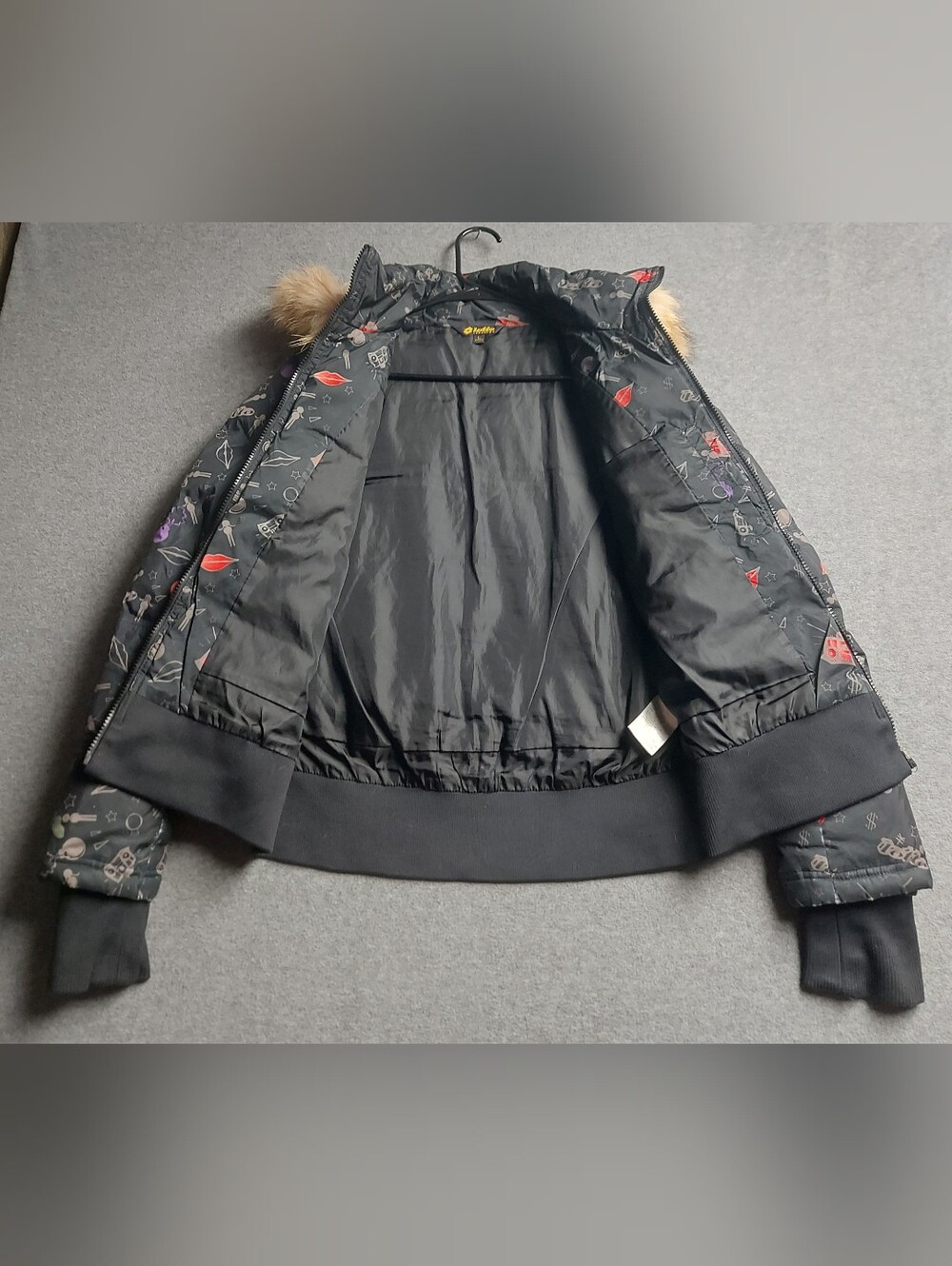 Lotto Leggenda Black Graphic Puffer Jacket Faux Fur Hood Size L - Picture 8 of 13